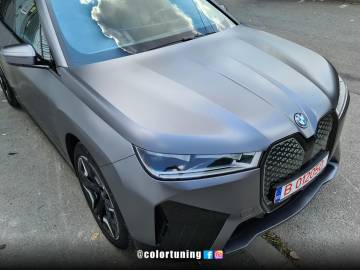 BMW iX Dark Grey Satin 