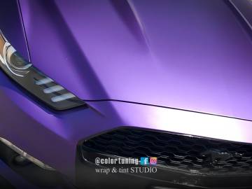 Colantare integrala pe Mustang cu ORACAL 970 Violet Metallic 