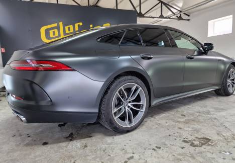 Colantare auto cu folie lucioasă