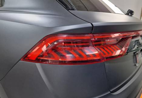 Audi Q8 tuning vizual mat