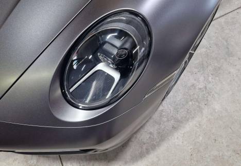 Colantări auto premium – Porsche Spyder gri satin