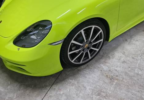 schimbare culoare Porsche Cayman colantare