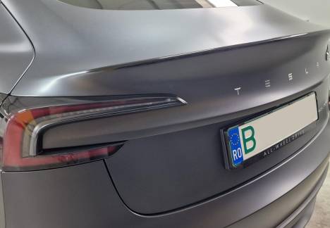 folie ppf mat tesla model 3 bucuresti