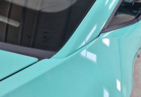colant mat Lamborghini