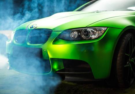 colantare verde electric *poza preluata avery dennison SUA