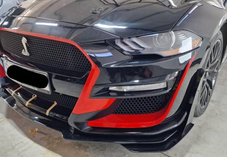 Colant auto Mustang dungi roșii