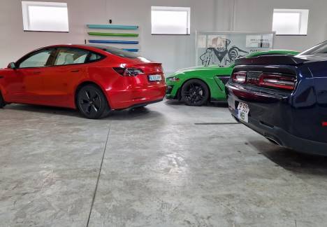 tesal si muscle cars in atelierul color tuning