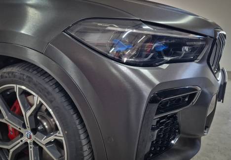 BMW X6: Aspect Modern