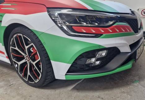 folie auto sport competitivă