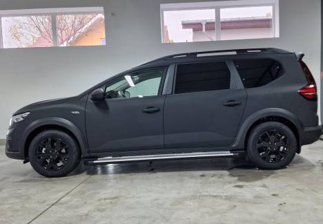 colantare integrala dacia negru mat